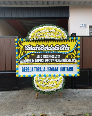 Papan Bunga Duka di Kenali Asam Bawah